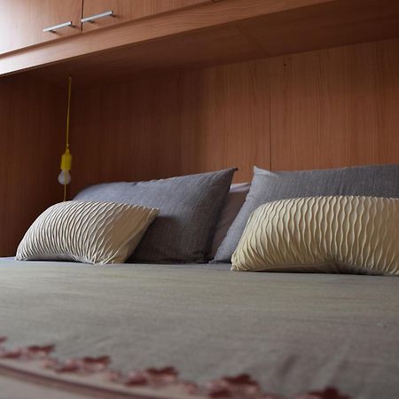 Апартаменти Bilocale Vecchio Borgo Боргозезія Екстер'єр фото